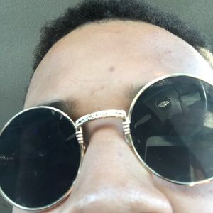 Meet your Posher, Ray